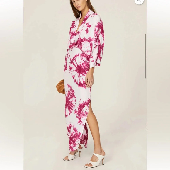 s/w/f Dresses & Skirts - S/W/F Magenta Tie Dye Plunge Dress medium